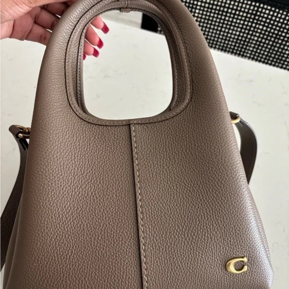 Coach Brown Leather Shoulder Bag - Picture 3 of 7